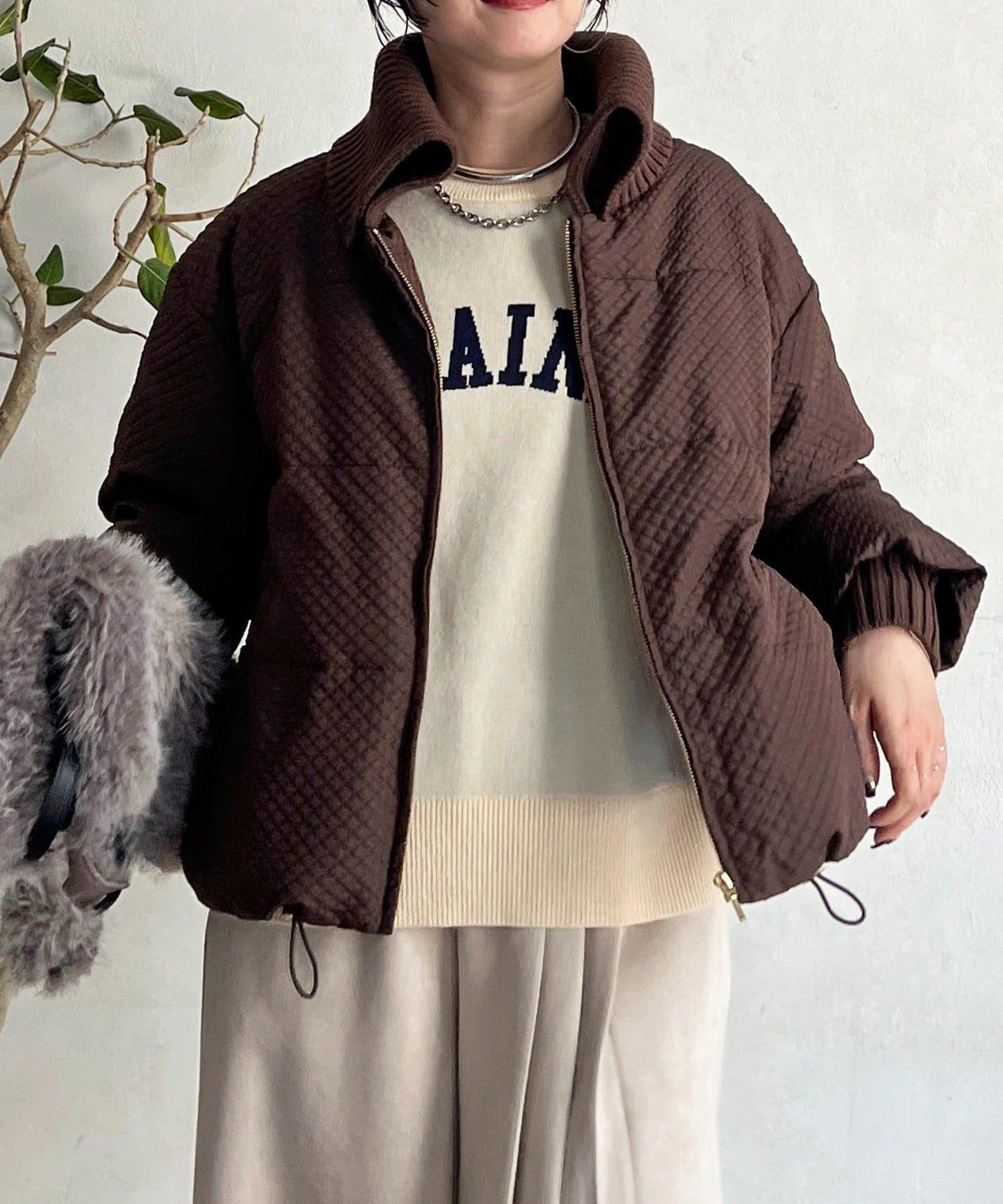 帶領壓花羽絨服