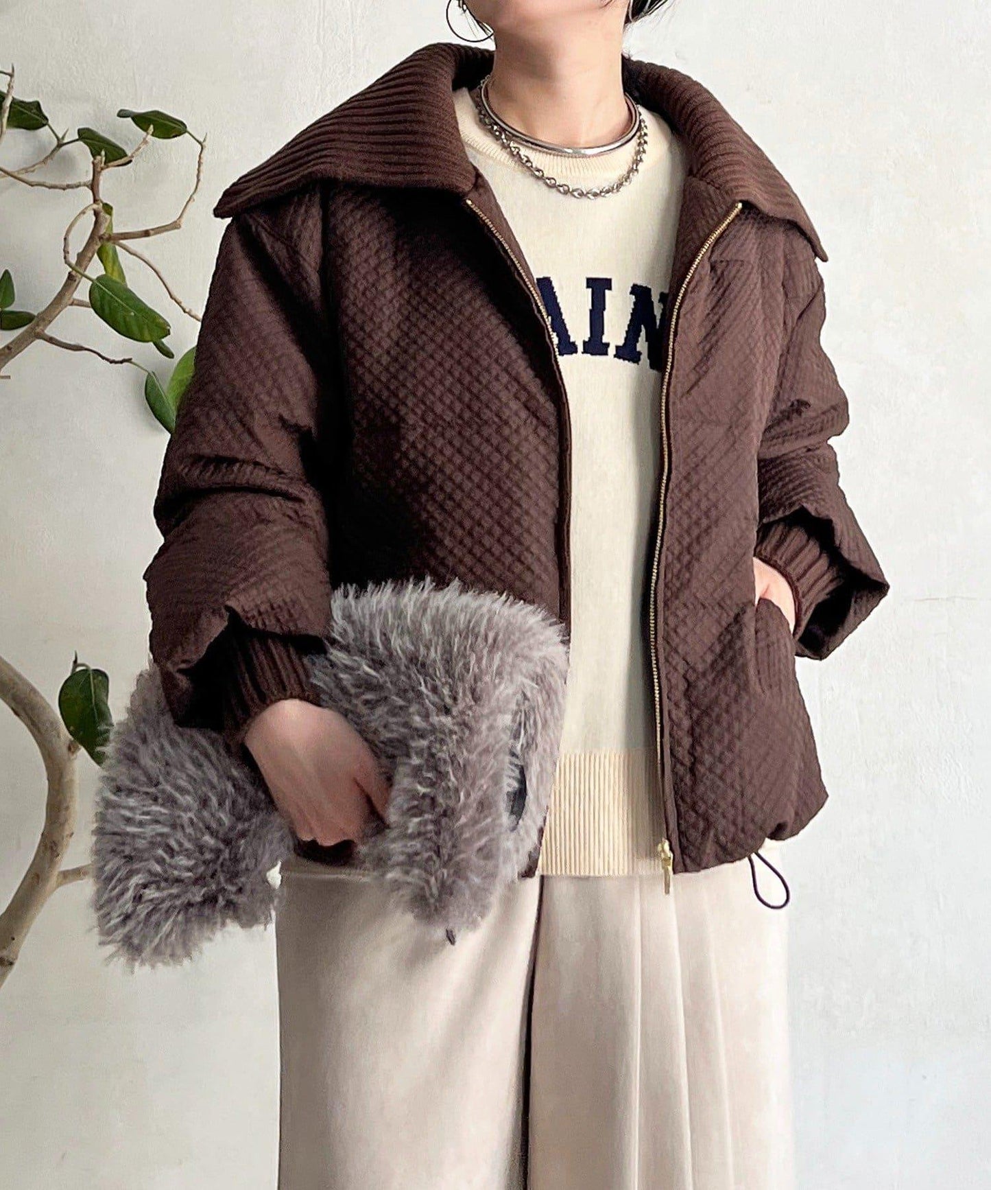 帶領壓花羽絨服