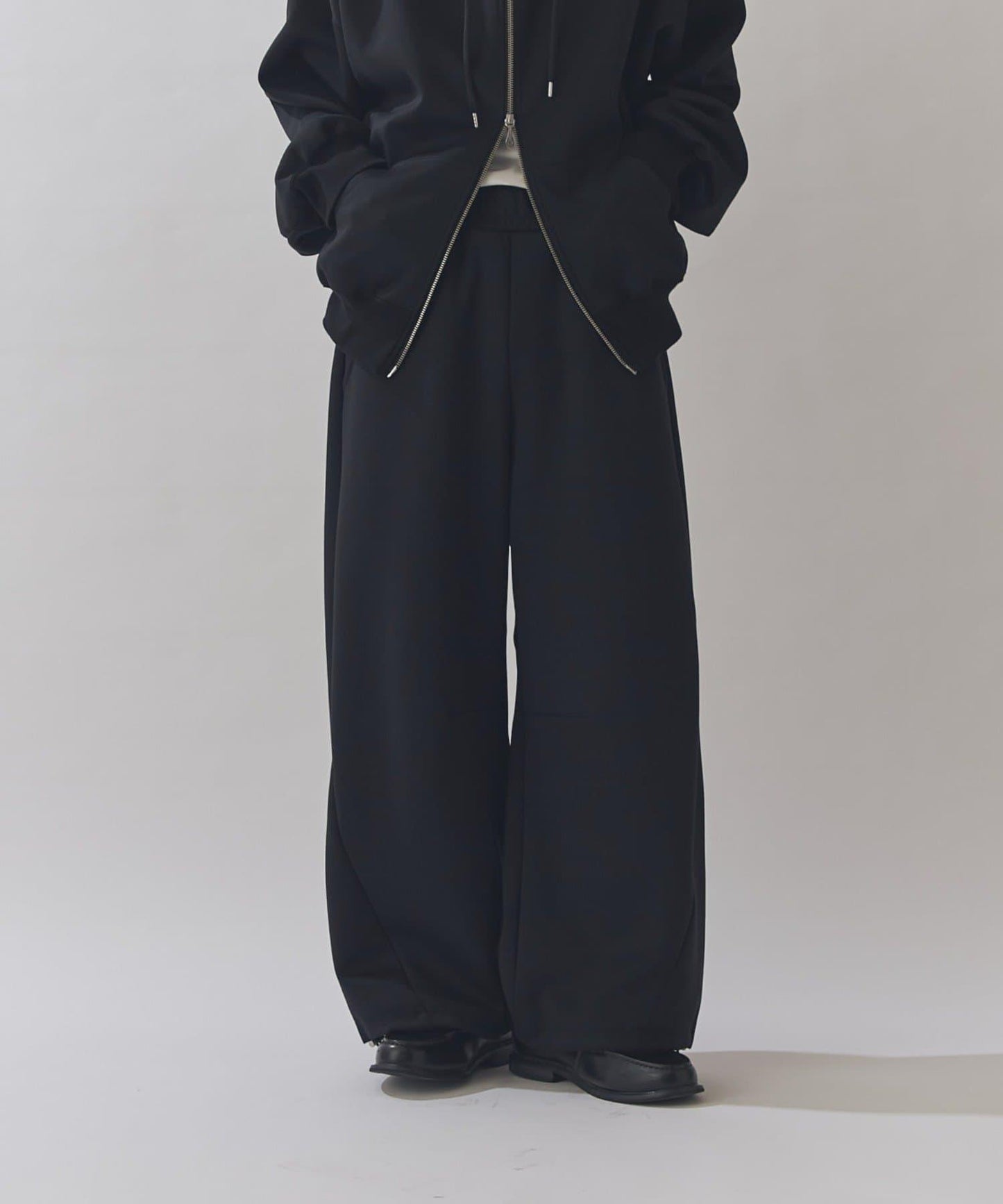 Relax 彈力修身褲