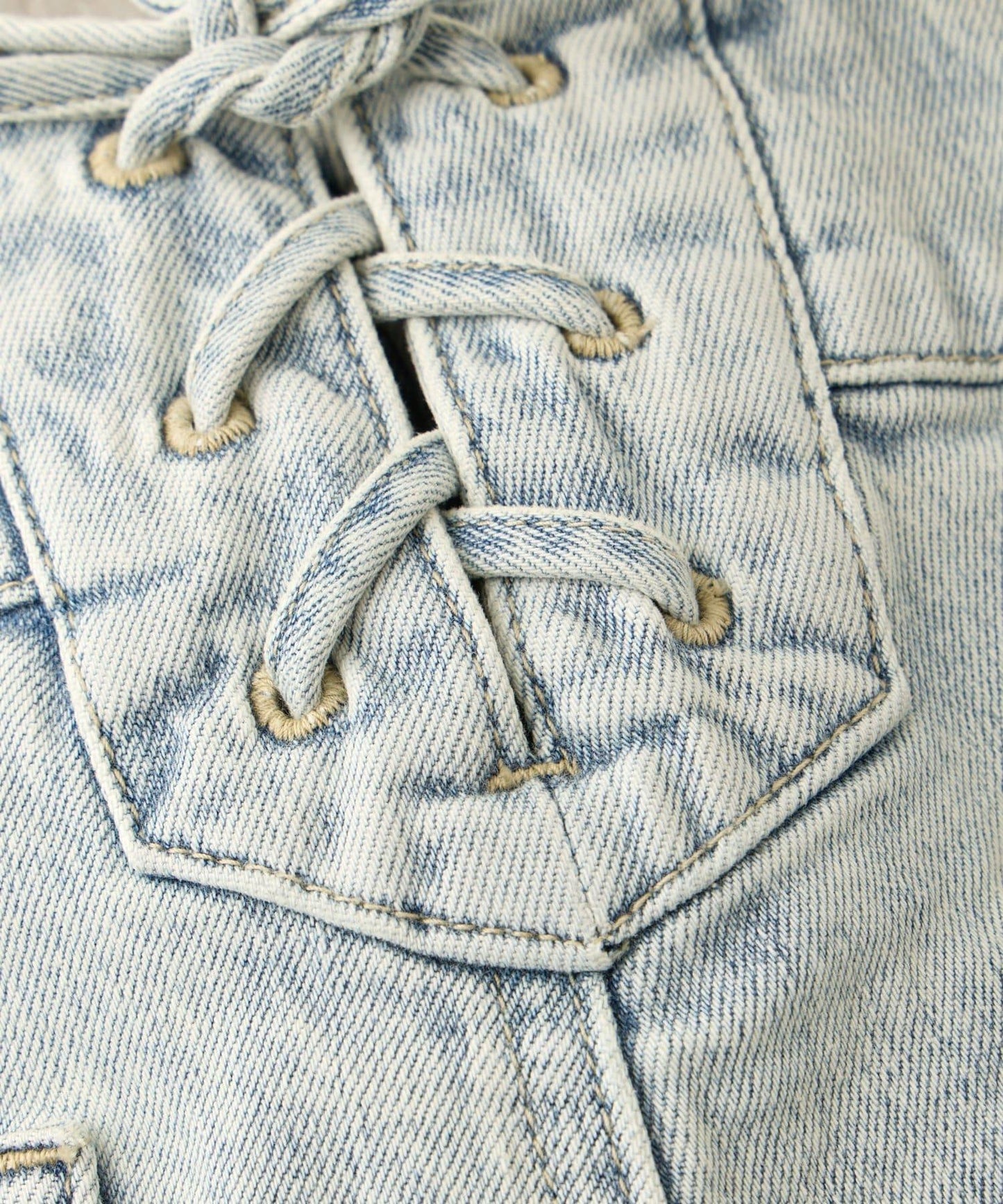 バックレースアップデニムフレアパンツ