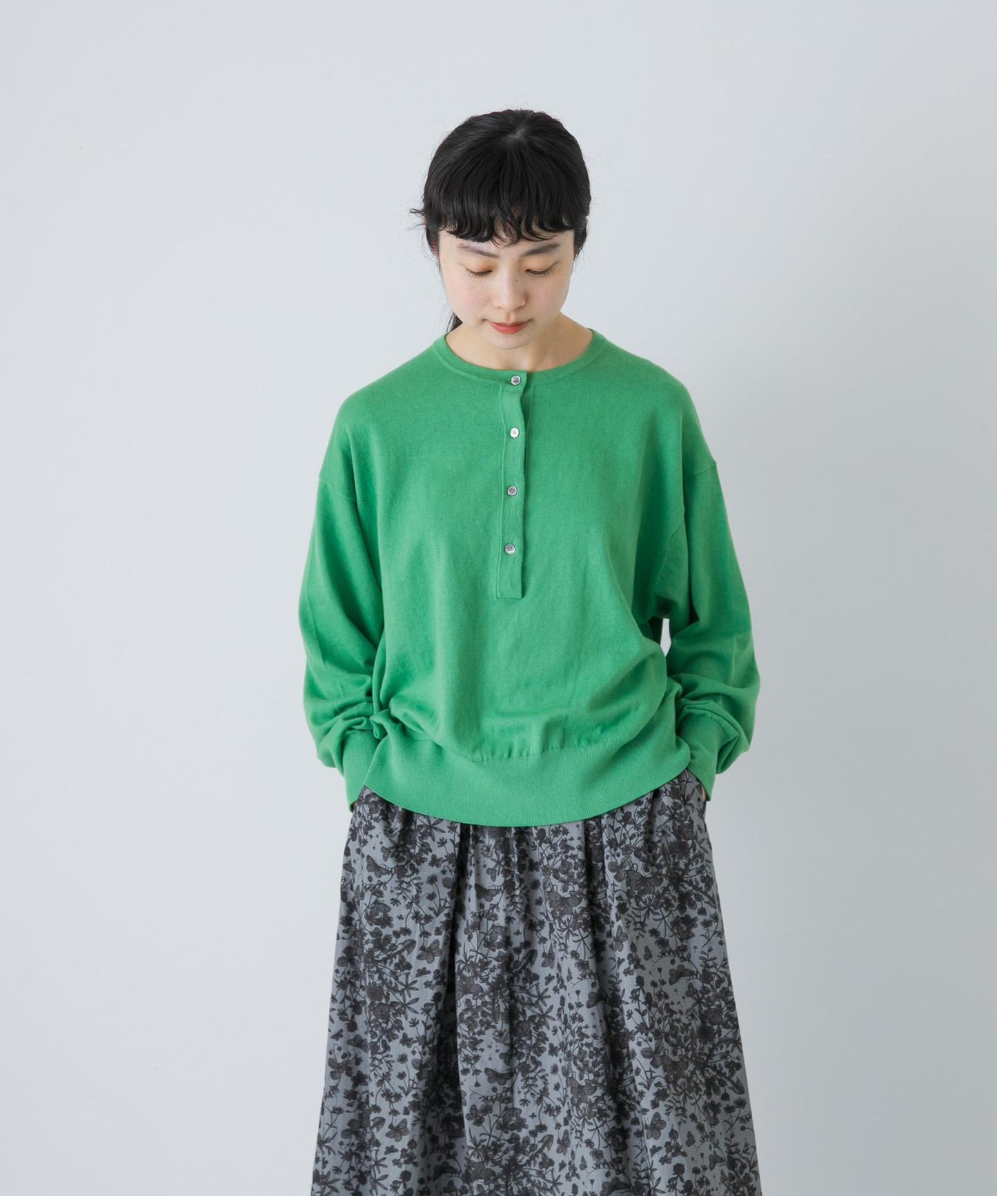 棉羊絨亨利領針織衫