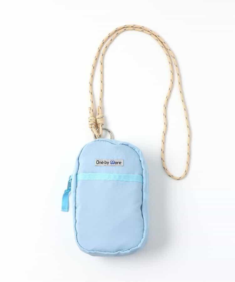 one by more 挎脖小包