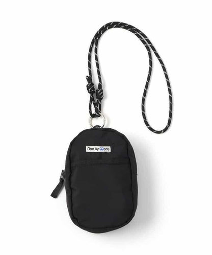 one by more 挎脖小包