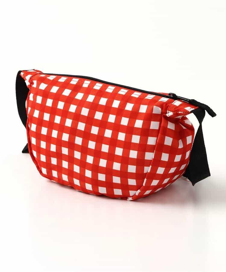 one by more 半月形單肩包