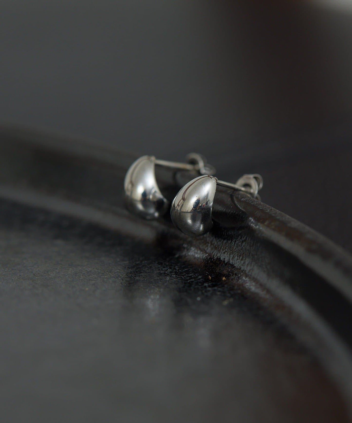 不鏽鋼顆粒設計耳釘