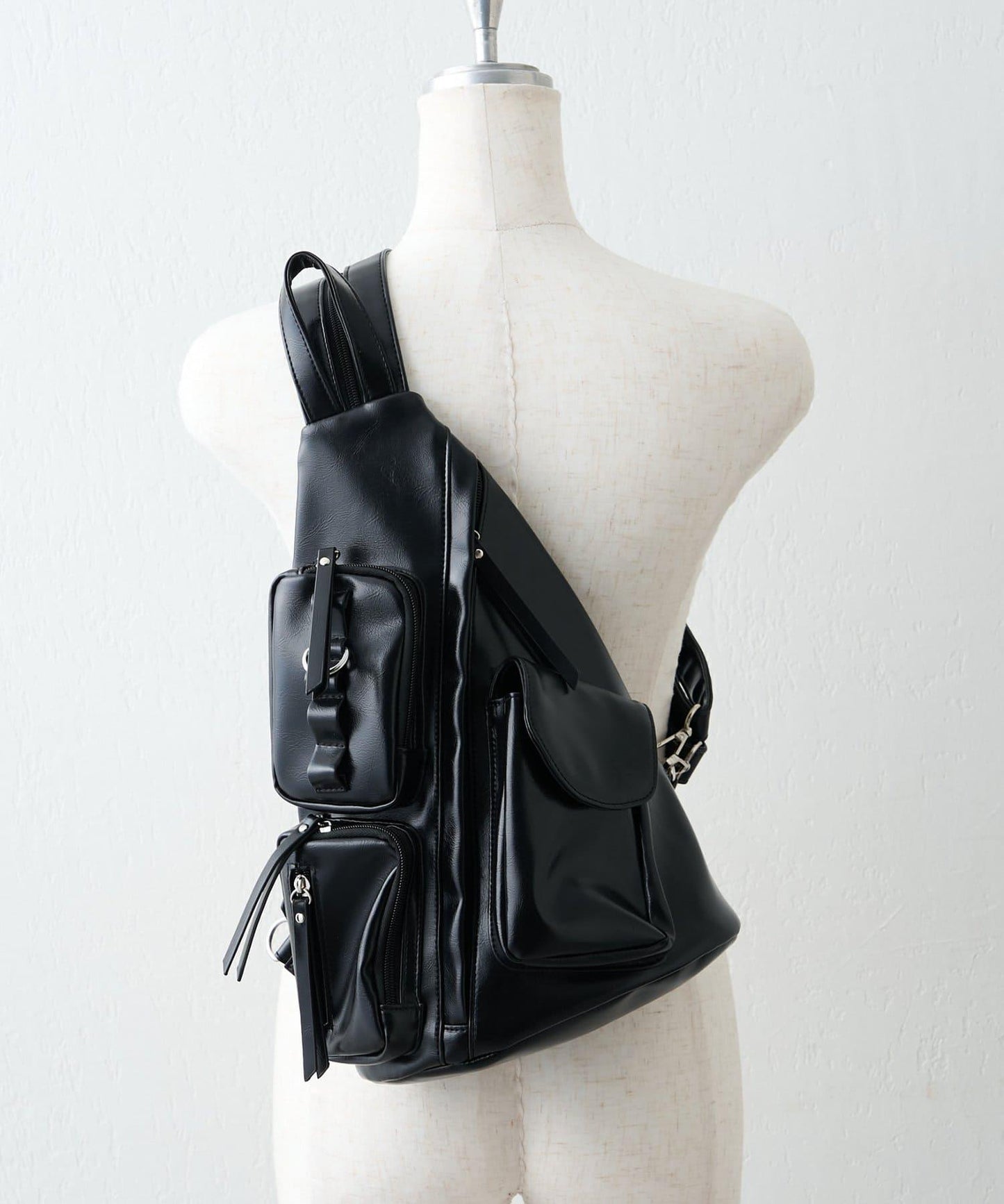 肩背雙肩兩用 2WAY 包