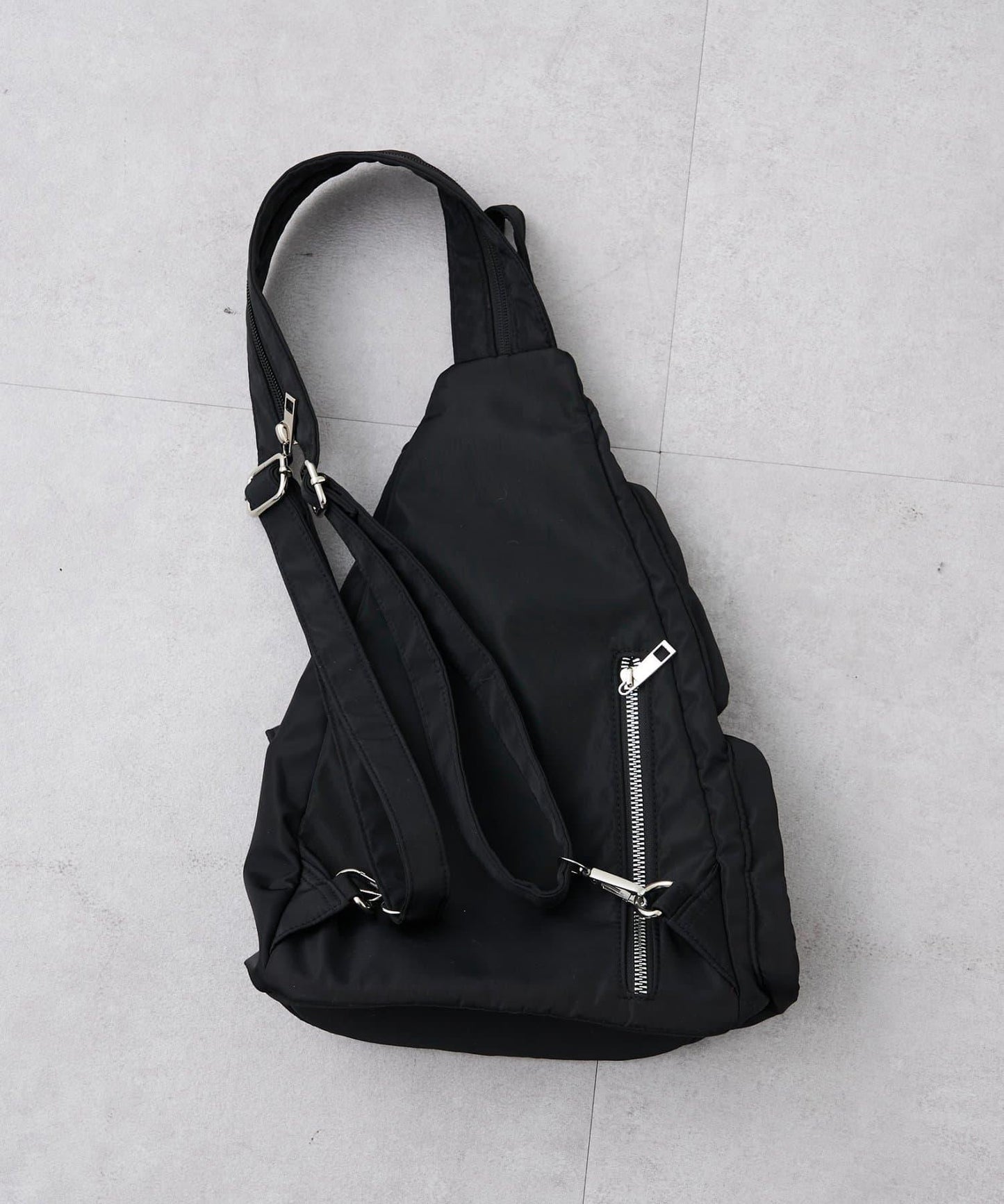 肩背雙肩兩用 2WAY 包