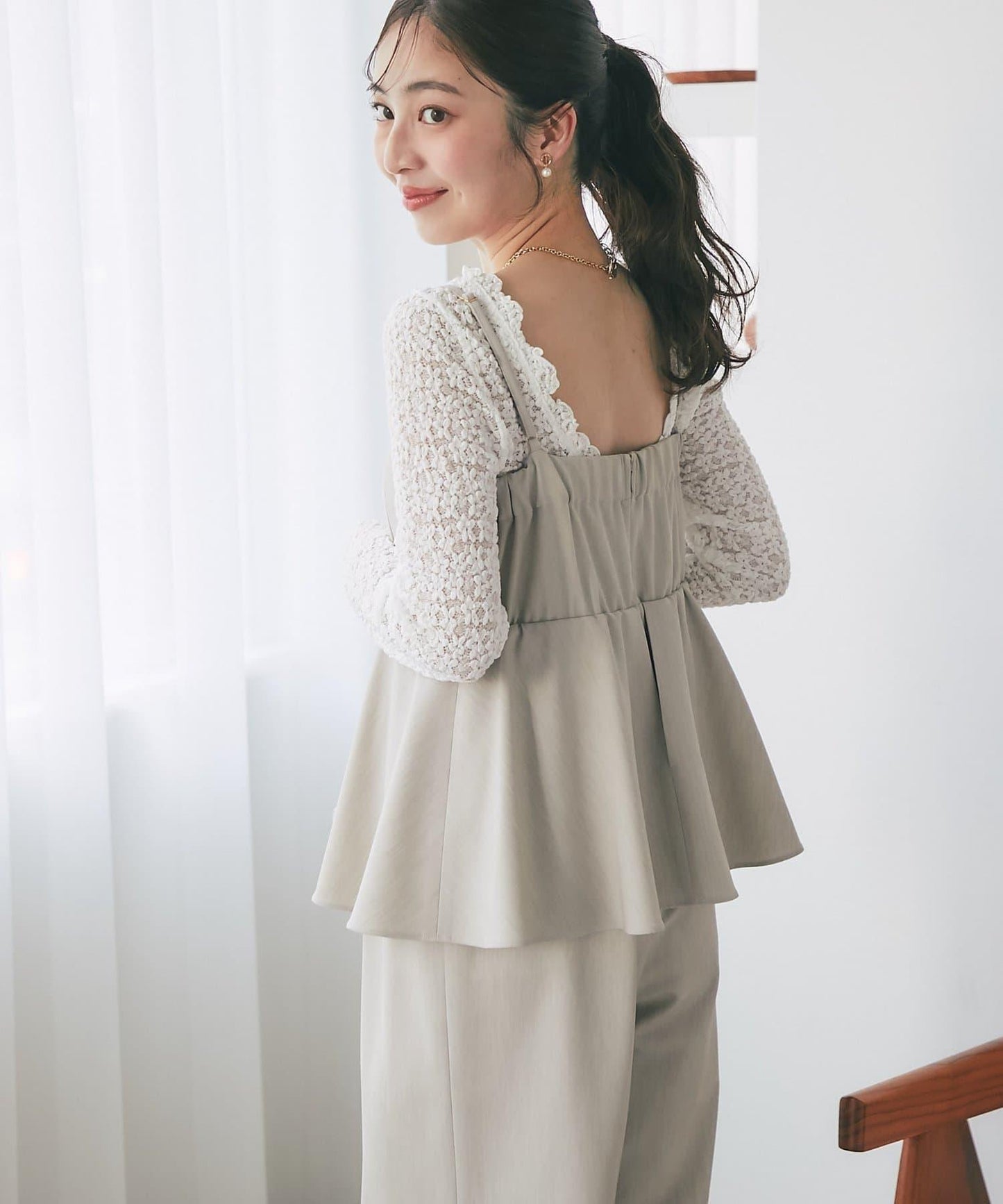 La boutique BonBon 荷葉邊吊帶連體褲