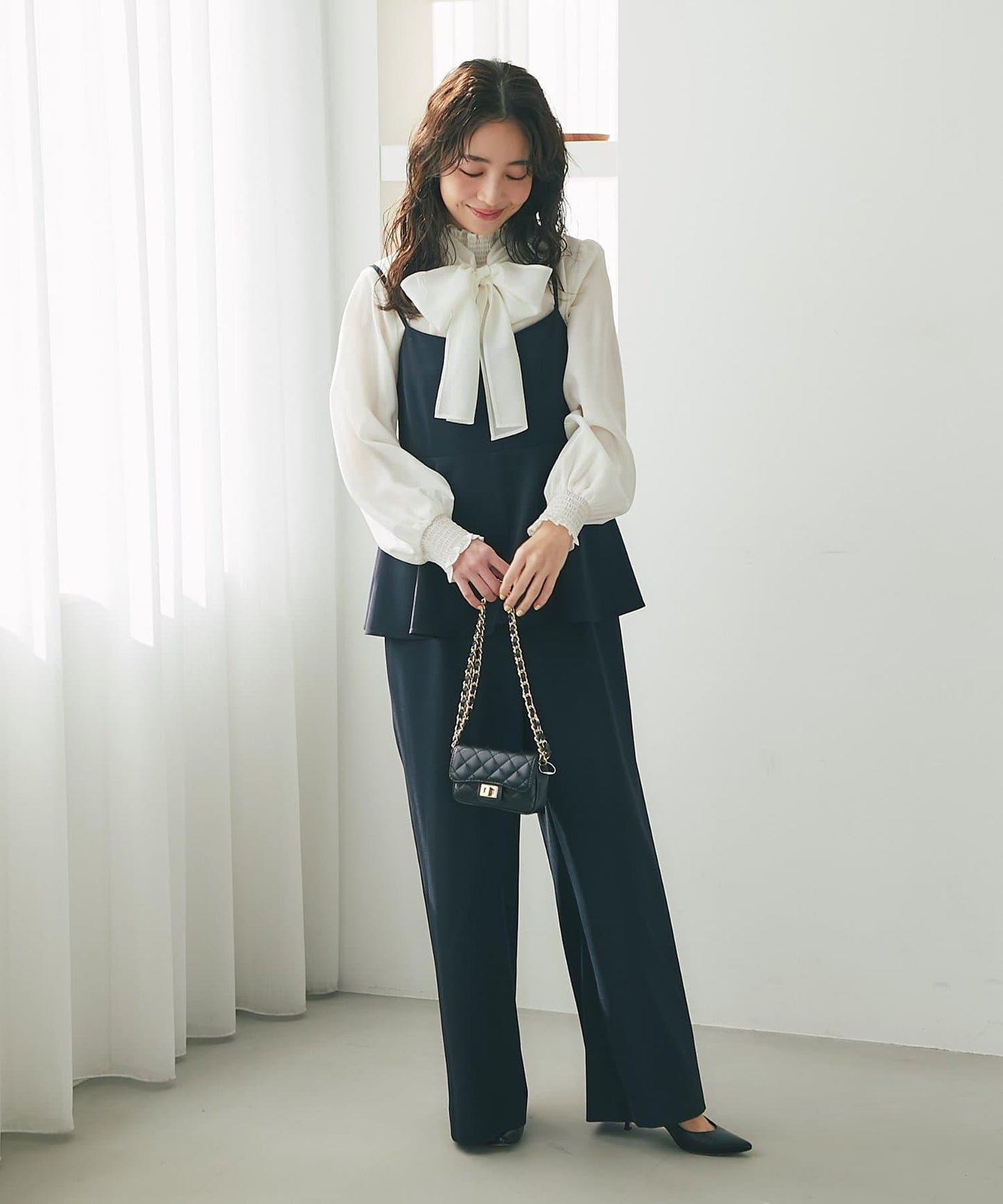 La boutique BonBon 荷葉邊吊帶連體褲