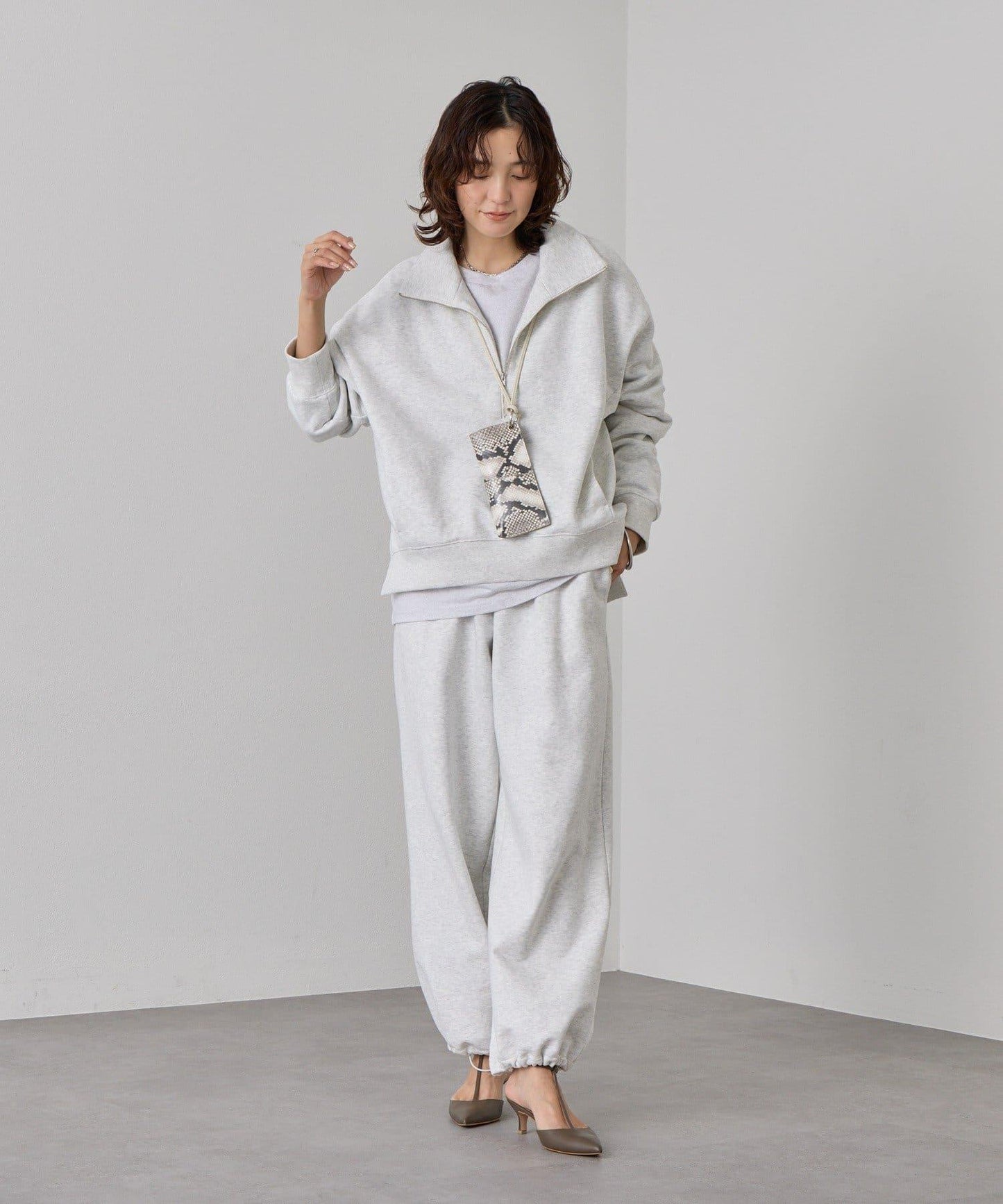 ZIP SWEAT 拉鍊套頭衛衣