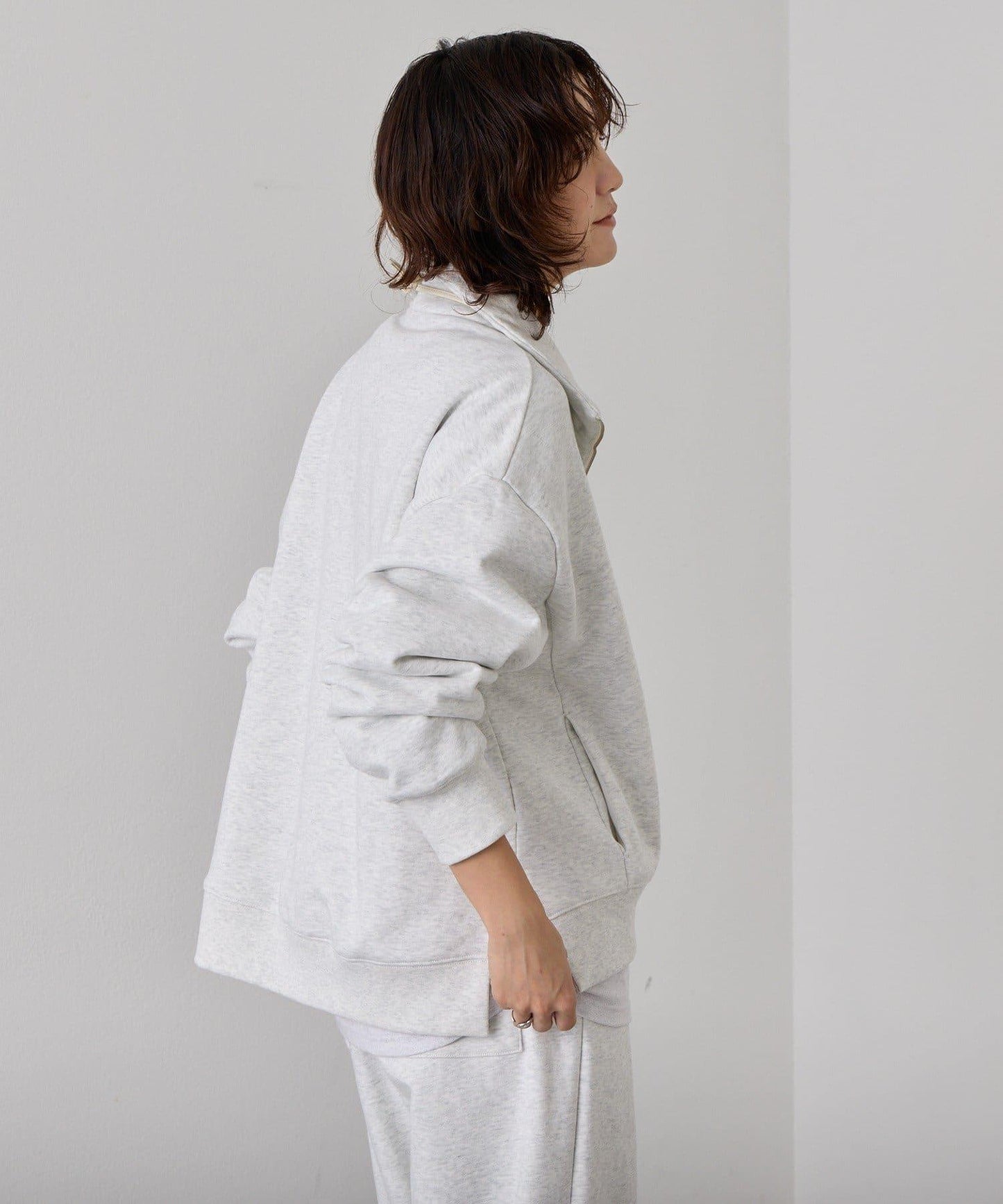 ZIP SWEAT 拉鍊套頭衛衣