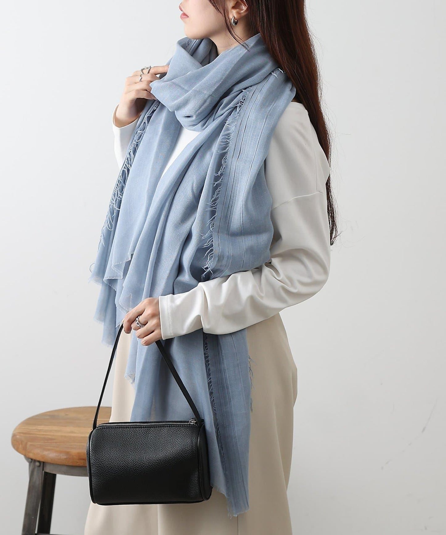 大尺寸純色披肩