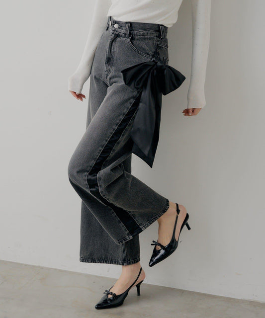 可拆卸蝴蝶結側邊條紋 直筒寬鬆 牛仔褲