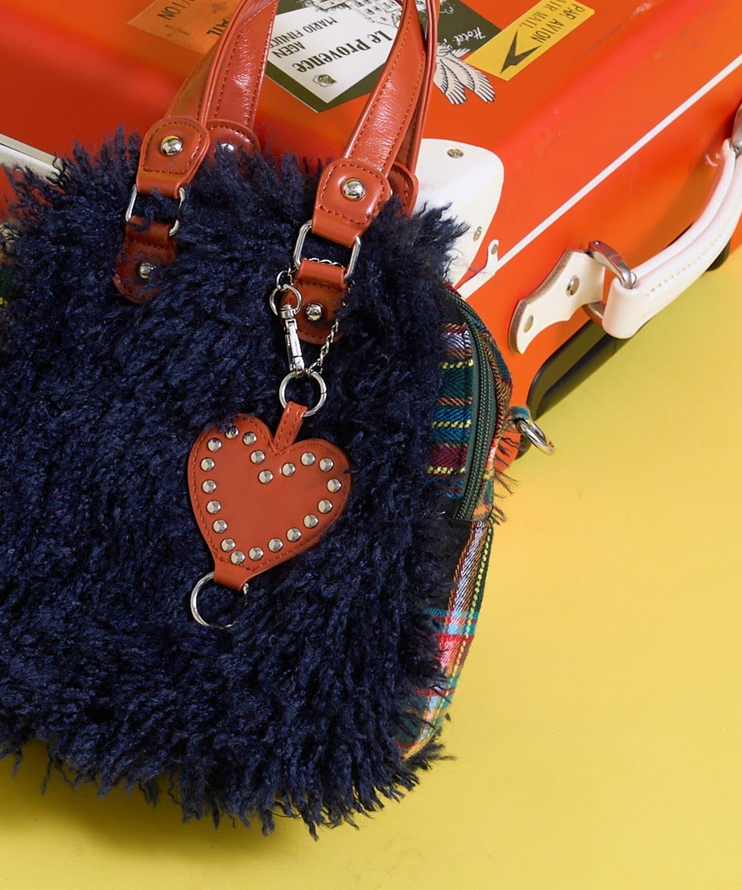 Me+Me 心形吊墜裝飾 毛絨 波士頓包