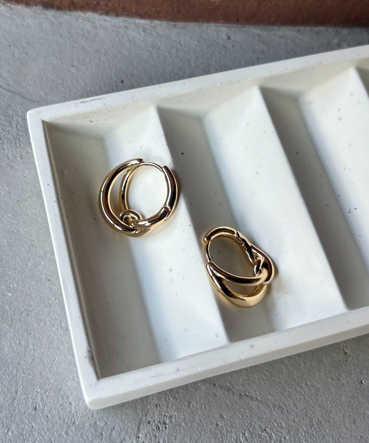 GOLDY 結飾圓環耳釘