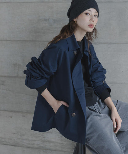 防潑水短款風衣