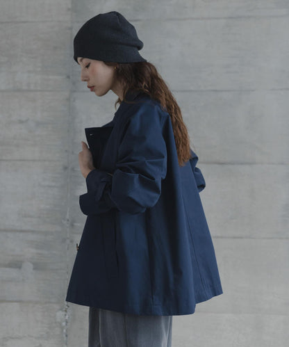 防潑水短款風衣