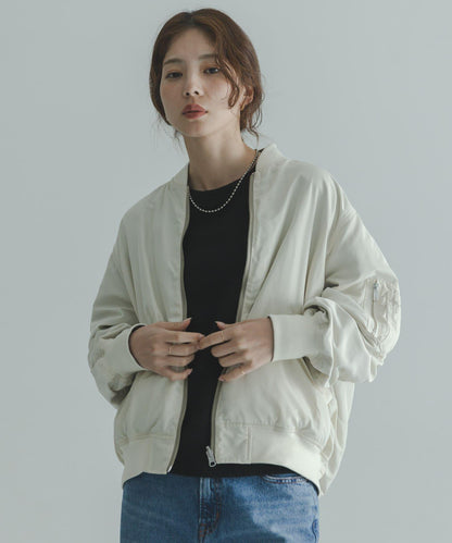可雙面穿寬鬆 MA-1夾克