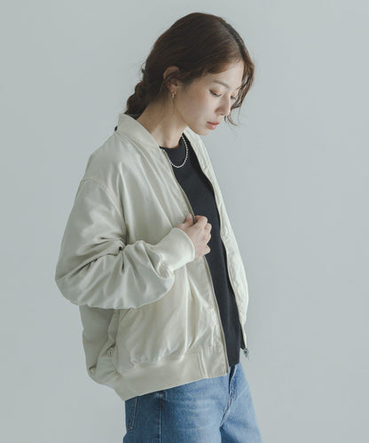 可雙面穿寬鬆 MA-1夾克