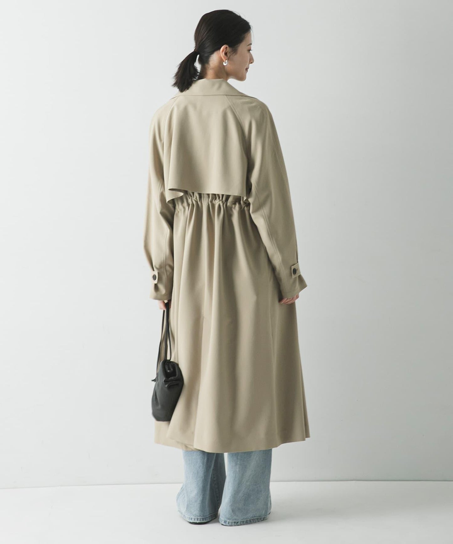 防潑水防紫外線 抽繩風衣