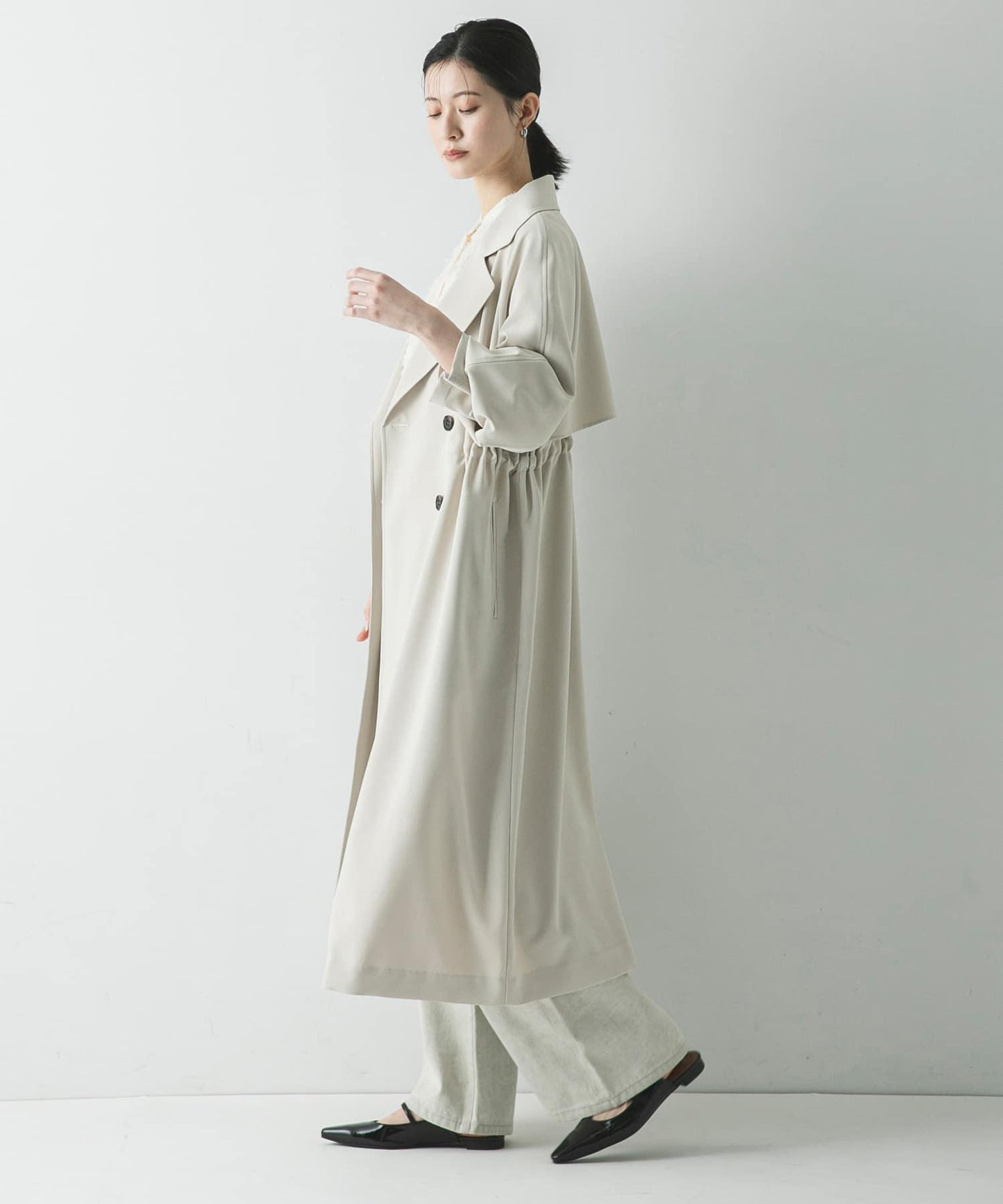 防潑水防紫外線 抽繩風衣