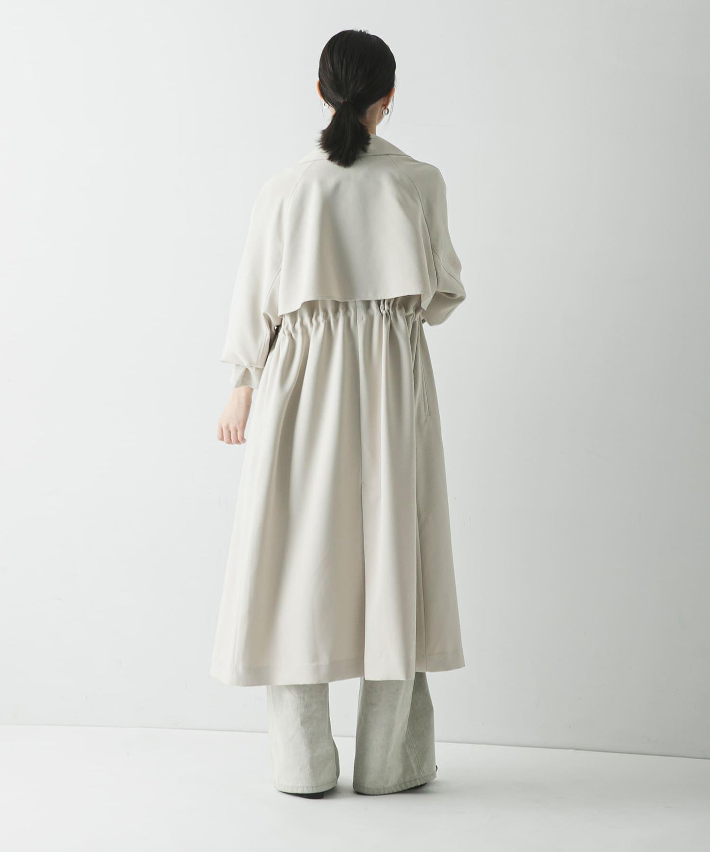 防潑水防紫外線 抽繩風衣