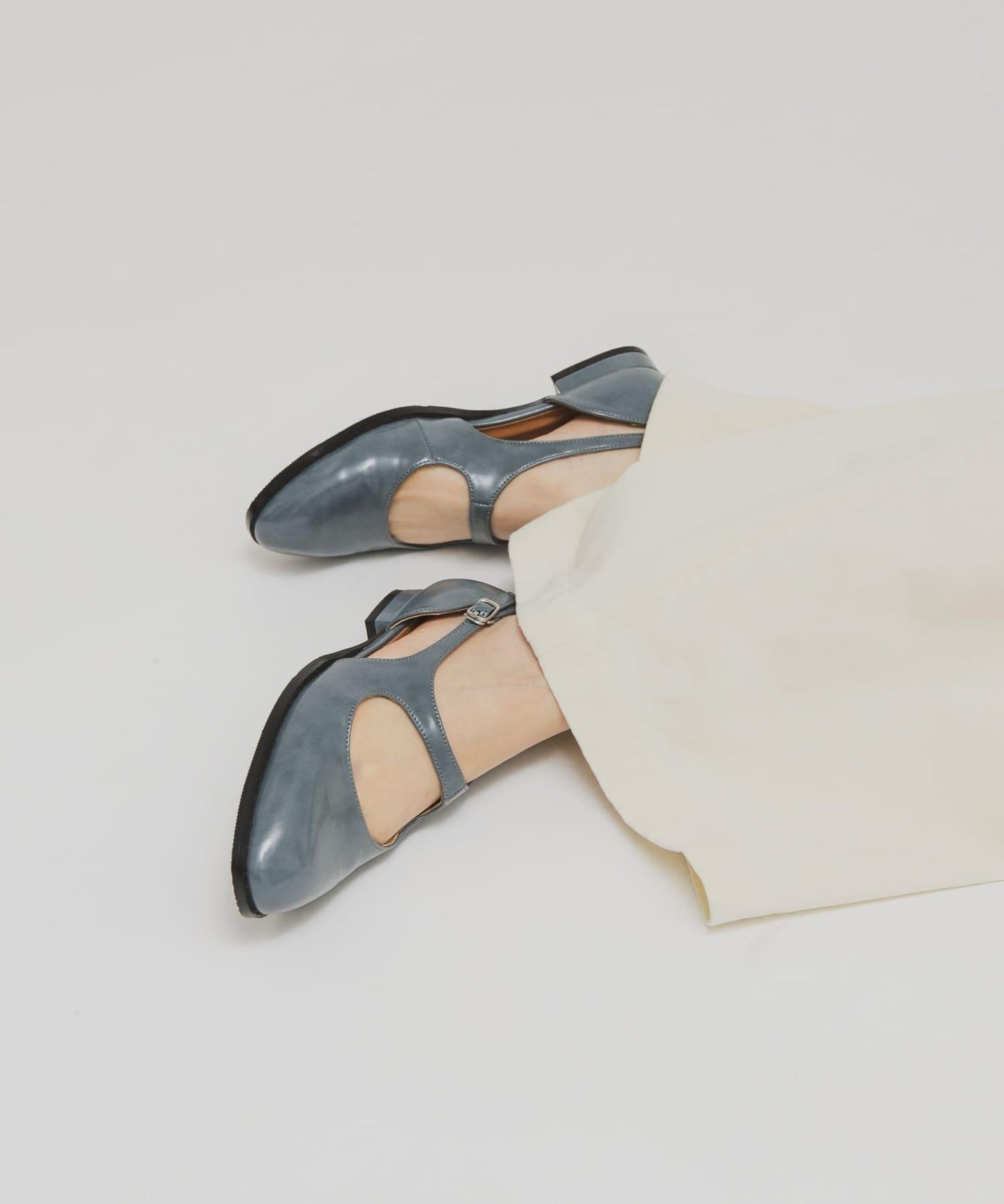 剪裁設計瑪麗珍樂福鞋