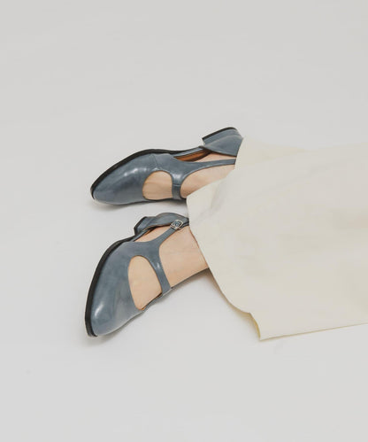 剪裁設計瑪麗珍樂福鞋