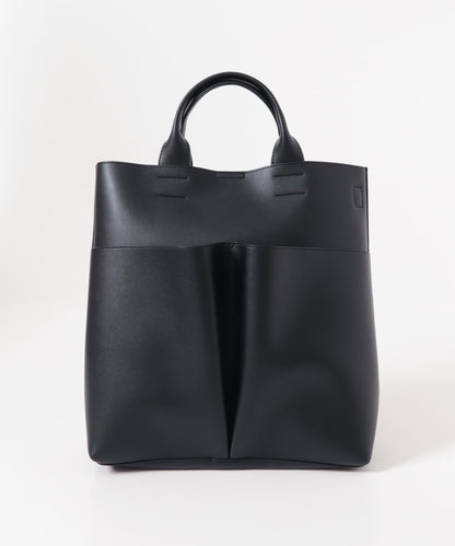 外口袋簡約設計 單肩包