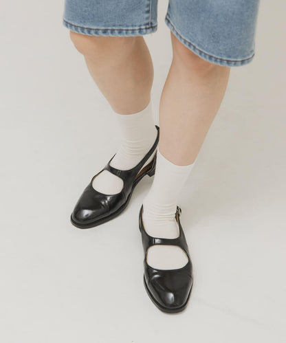 剪裁設計瑪麗珍樂福鞋