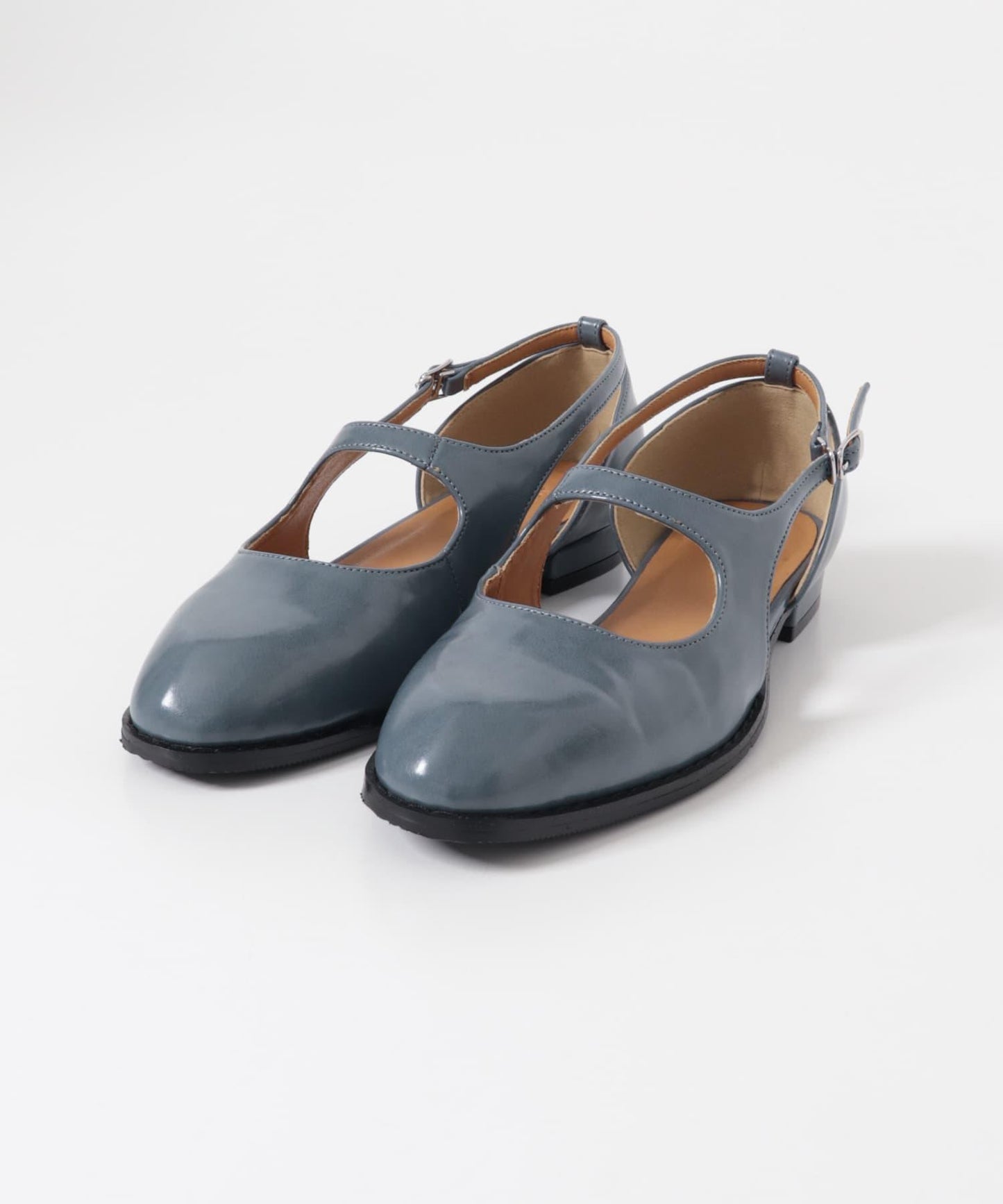 剪裁設計瑪麗珍樂福鞋