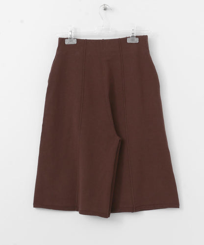 PINTACK HALF PANTS