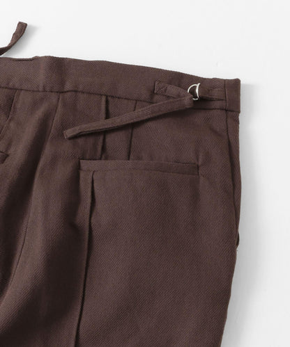 BACK SLIT PANTS