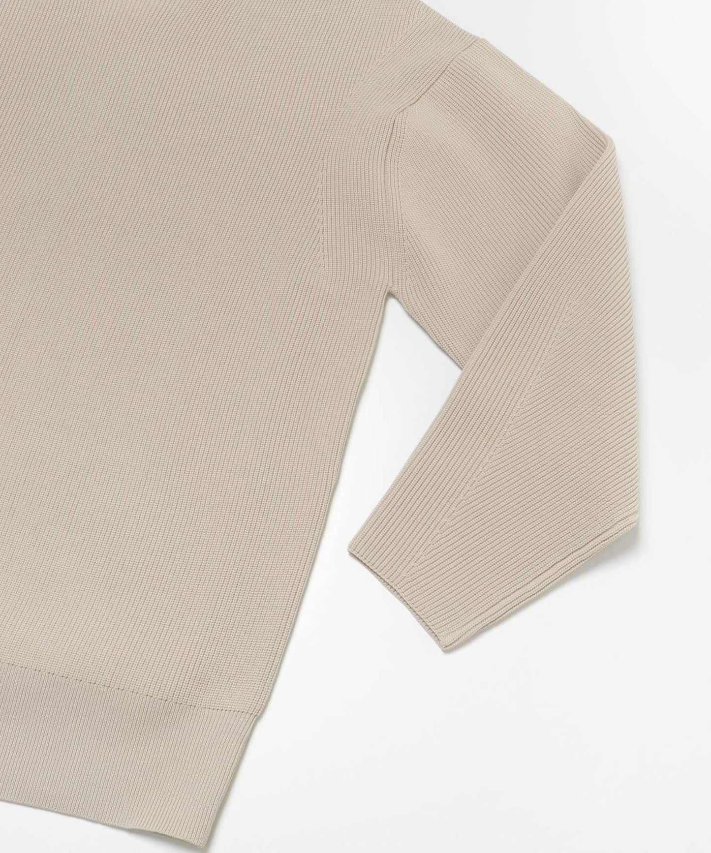 ROUNDSLEEVE KNIT