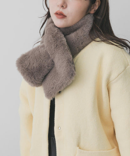 蓬鬆仿皮草圍巾