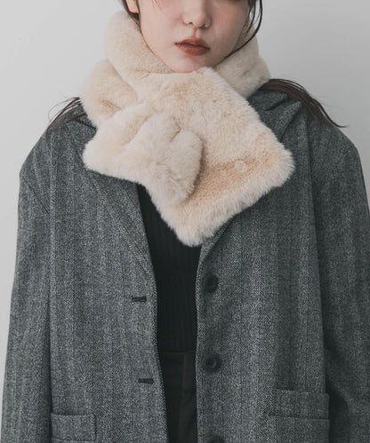 蓬鬆仿皮草圍巾