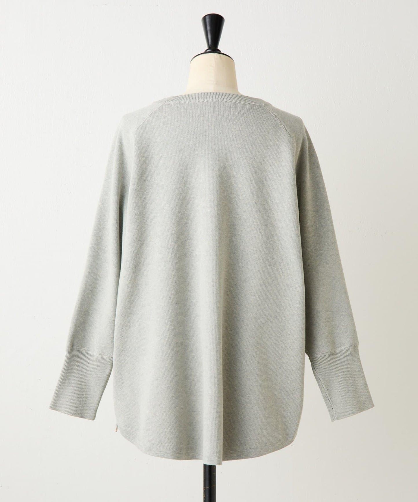 BA字母側拉鍊針織衫