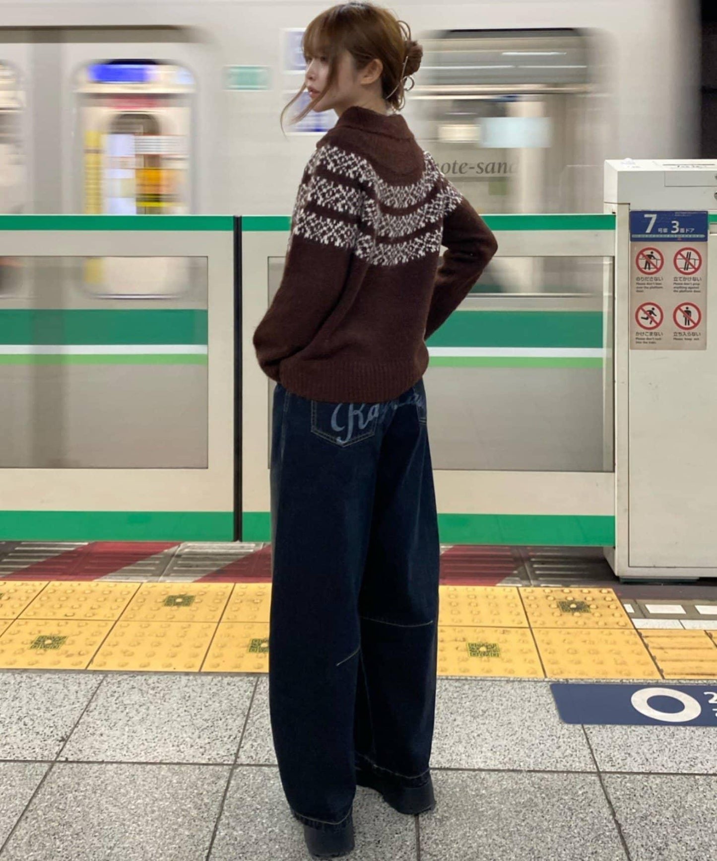 背部印花 彎刀 牛仔褲