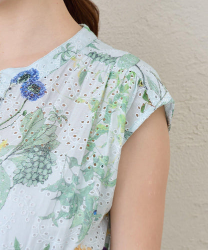 優雅顯氣質 刺繡花卉印花 連衣裙