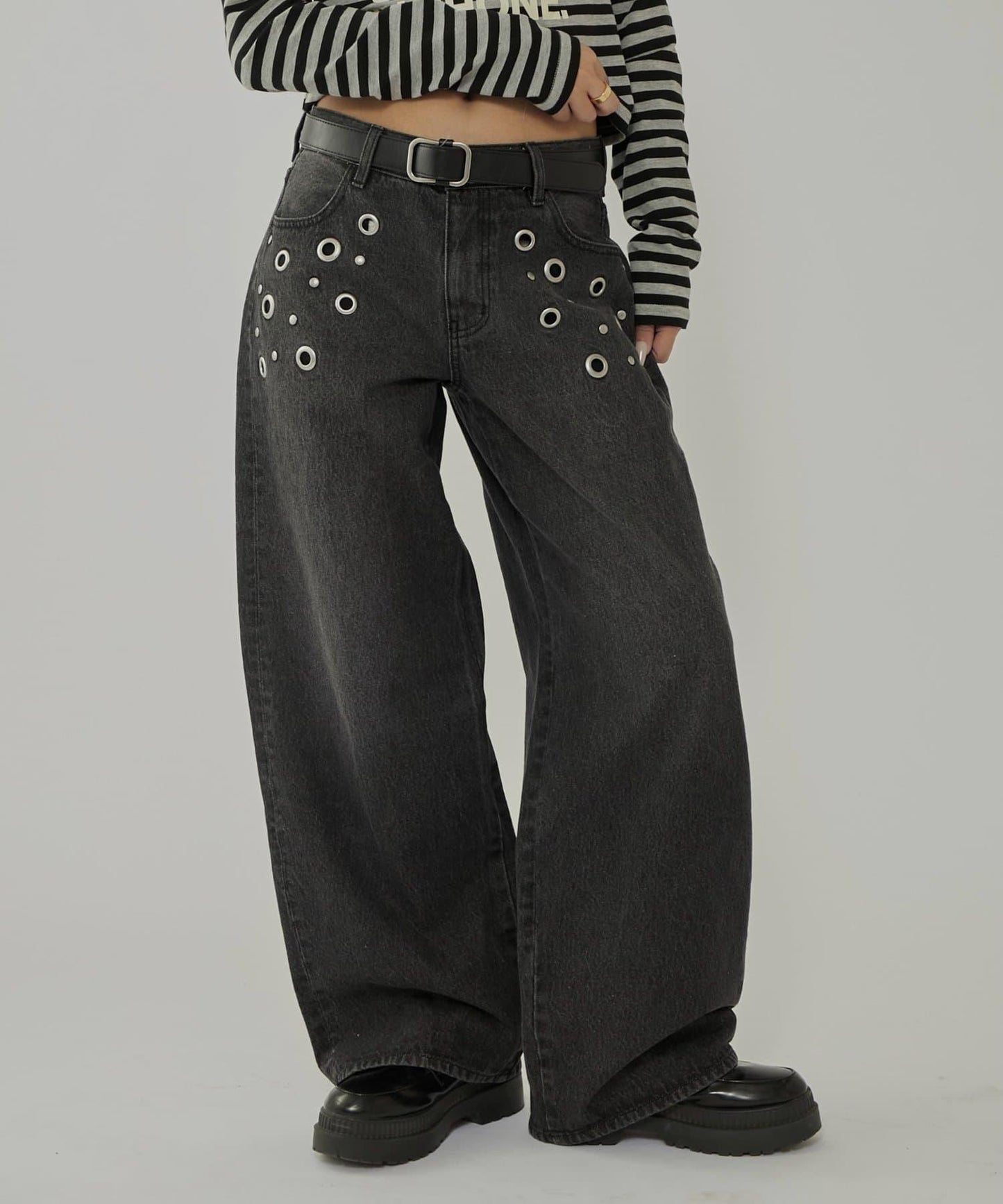 EYELET LOW RISE DENIM 低腰 金屬孔設計 牛仔 牛仔褲