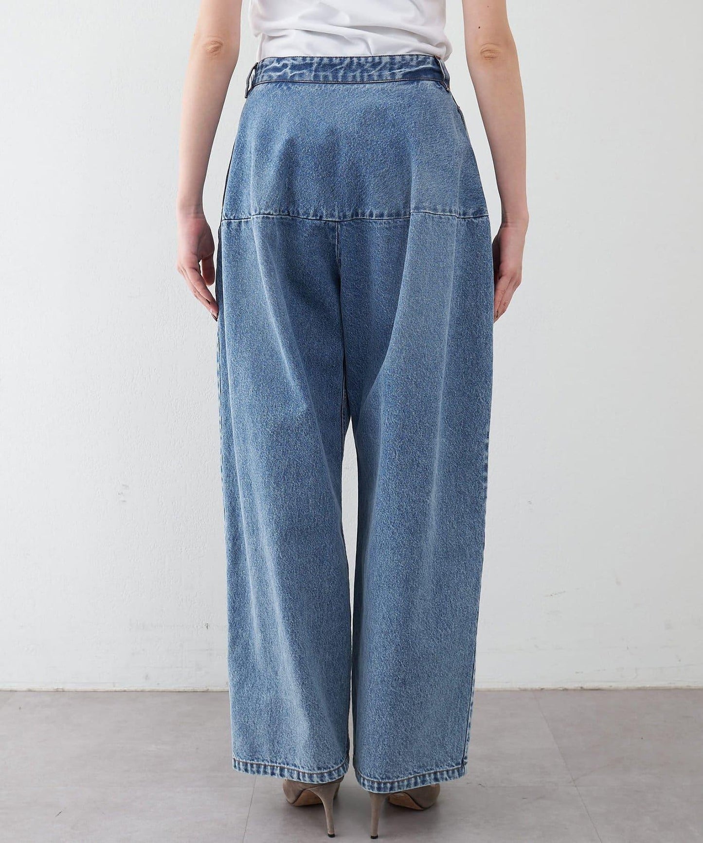 彎刀版型 牛仔面料 牛仔褲