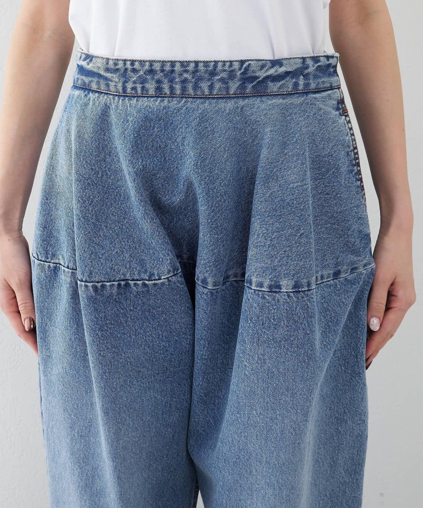 彎刀版型 牛仔面料 牛仔褲