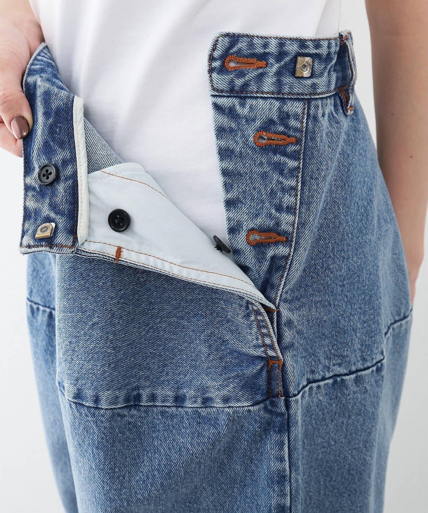 彎刀版型 牛仔面料 牛仔褲