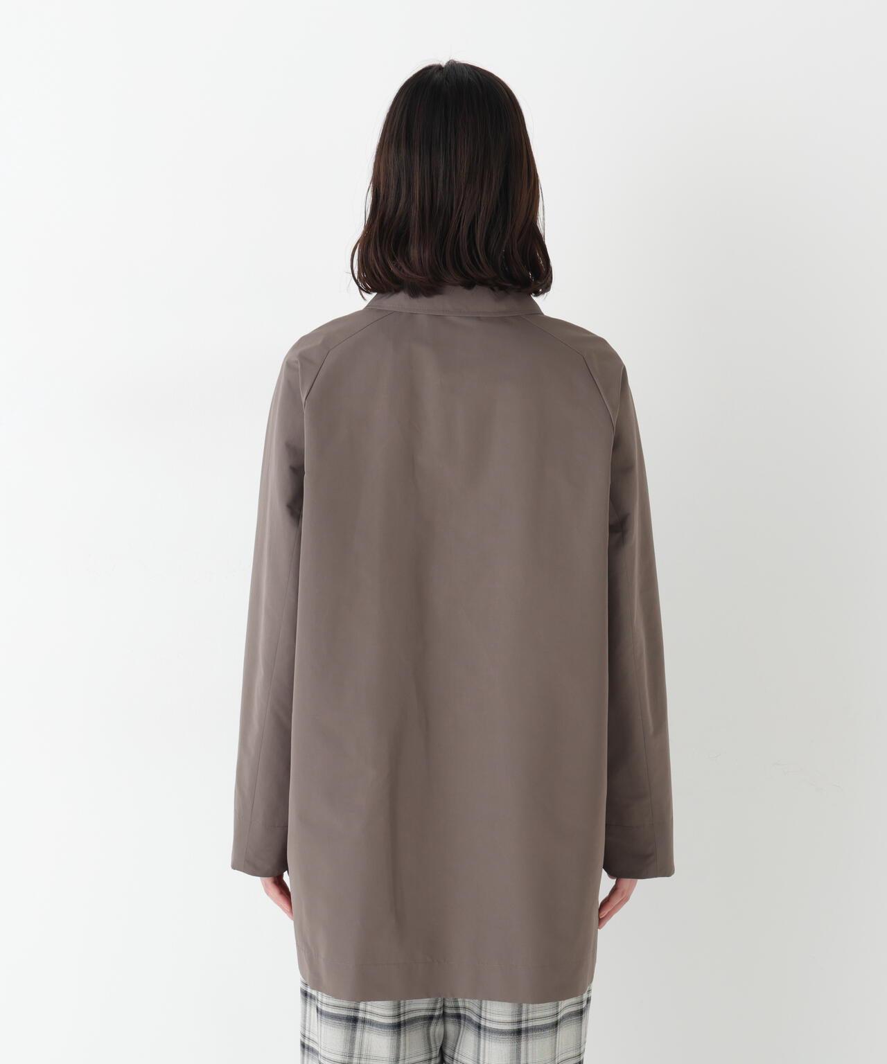 弱防潑水塔夫綢翻領大衣
