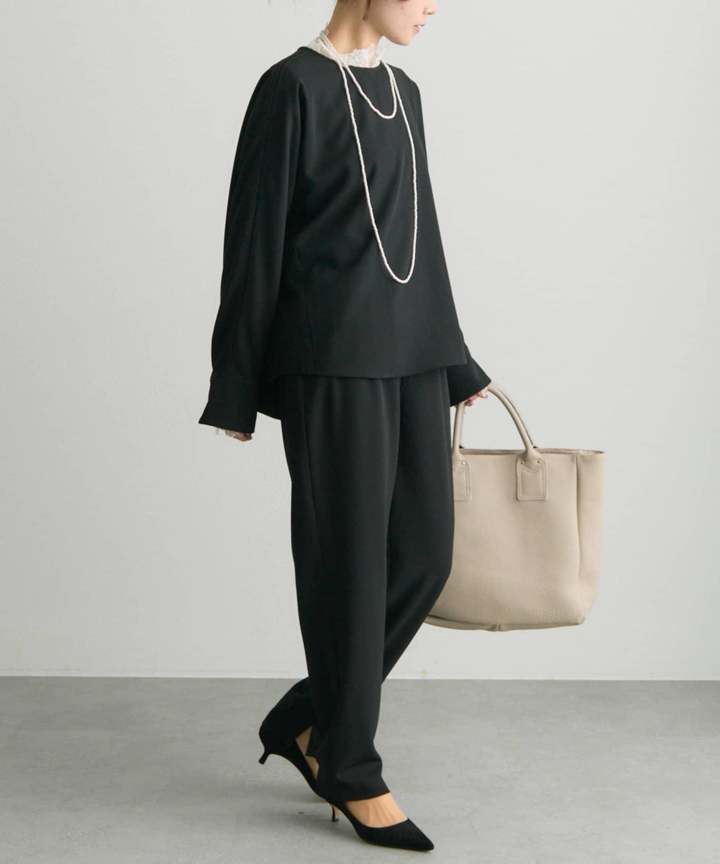 雙向彈力蕾絲 上衣