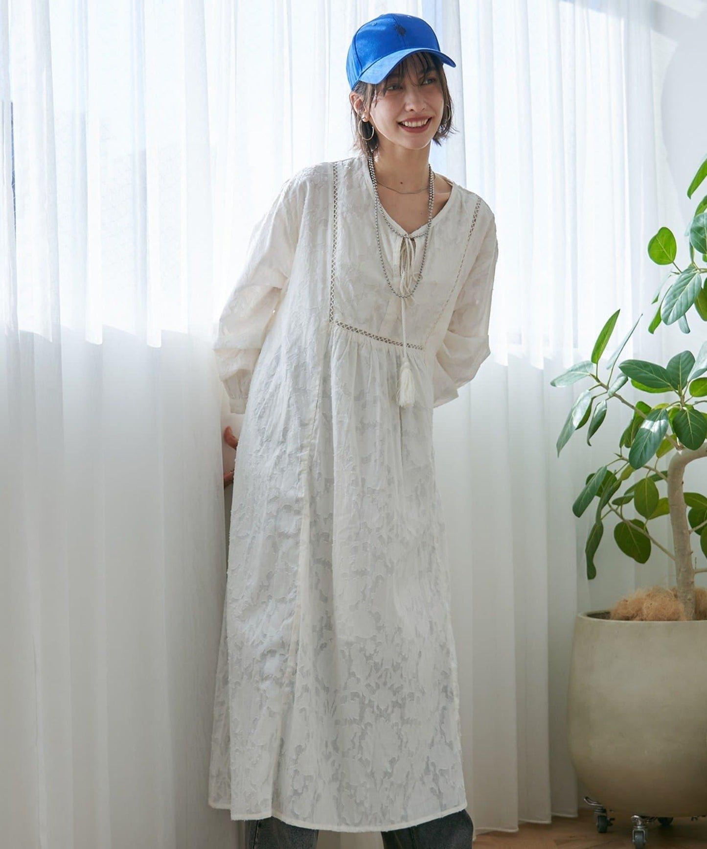 nane India series 提花蕾絲連衣裙