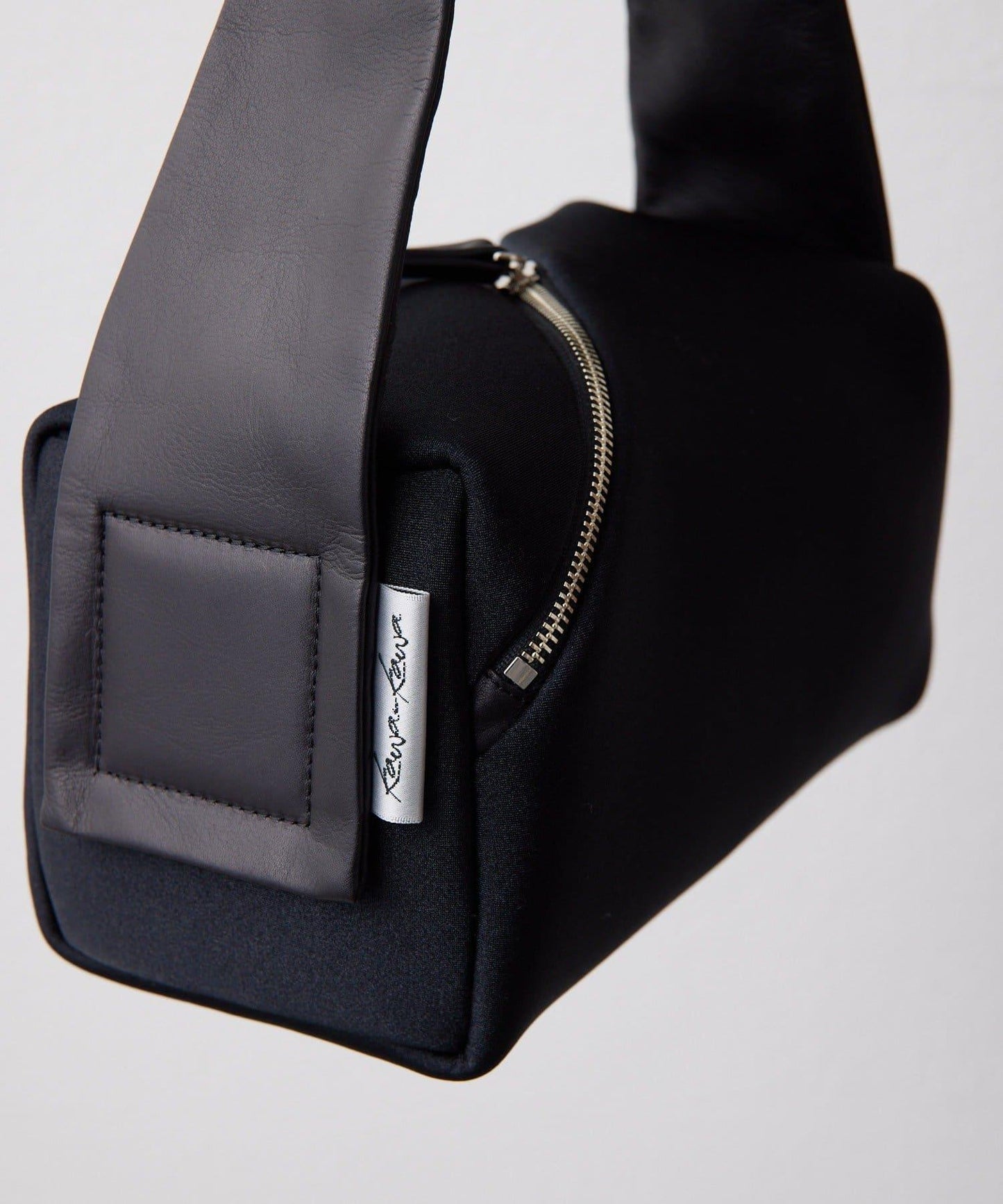 kawa-kawa NO1531 wet 盒型單肩包