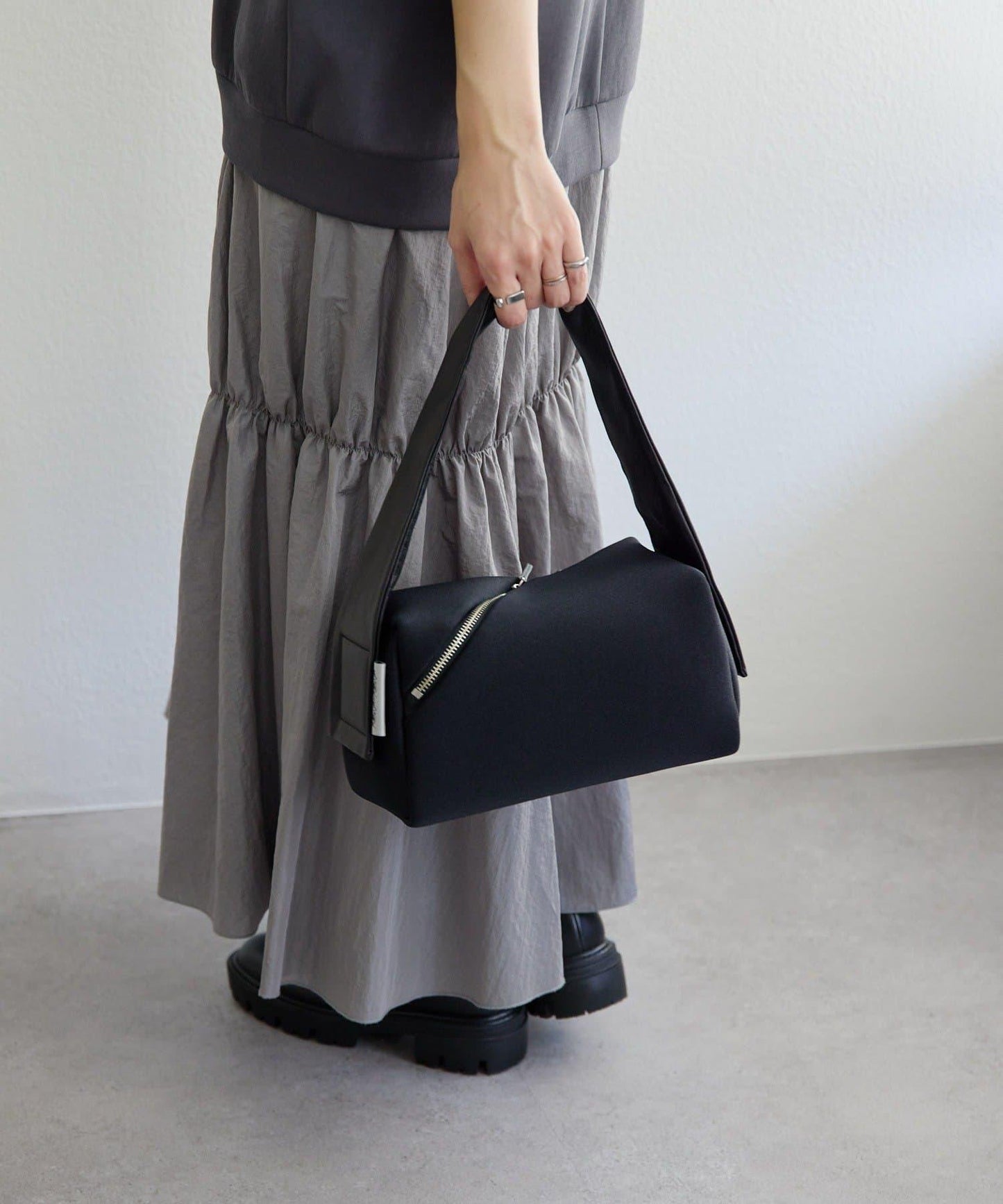 kawa-kawa NO1531 wet 盒型單肩包