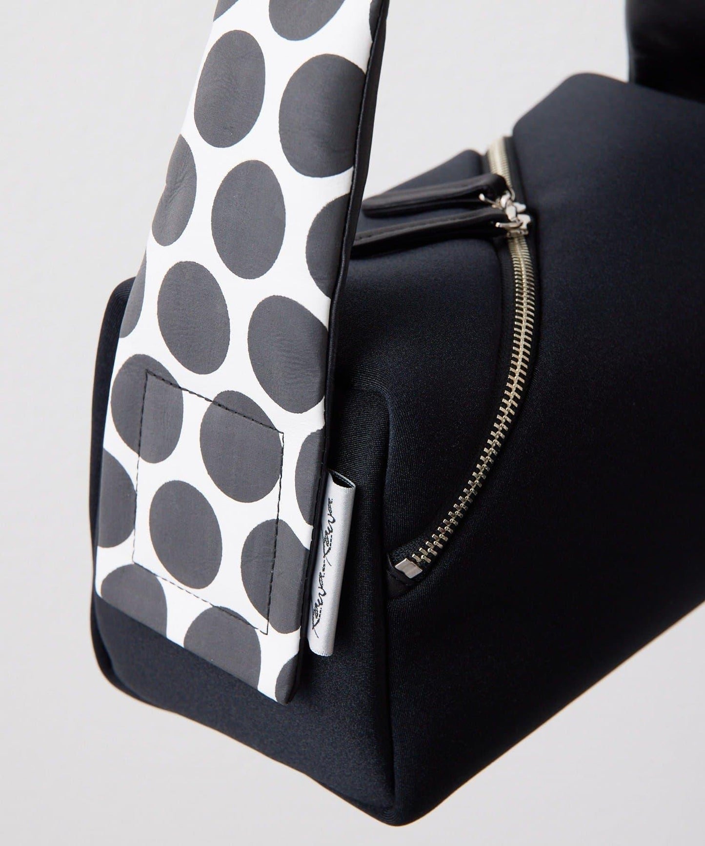 盒型 wet mizutama 設計 單肩包