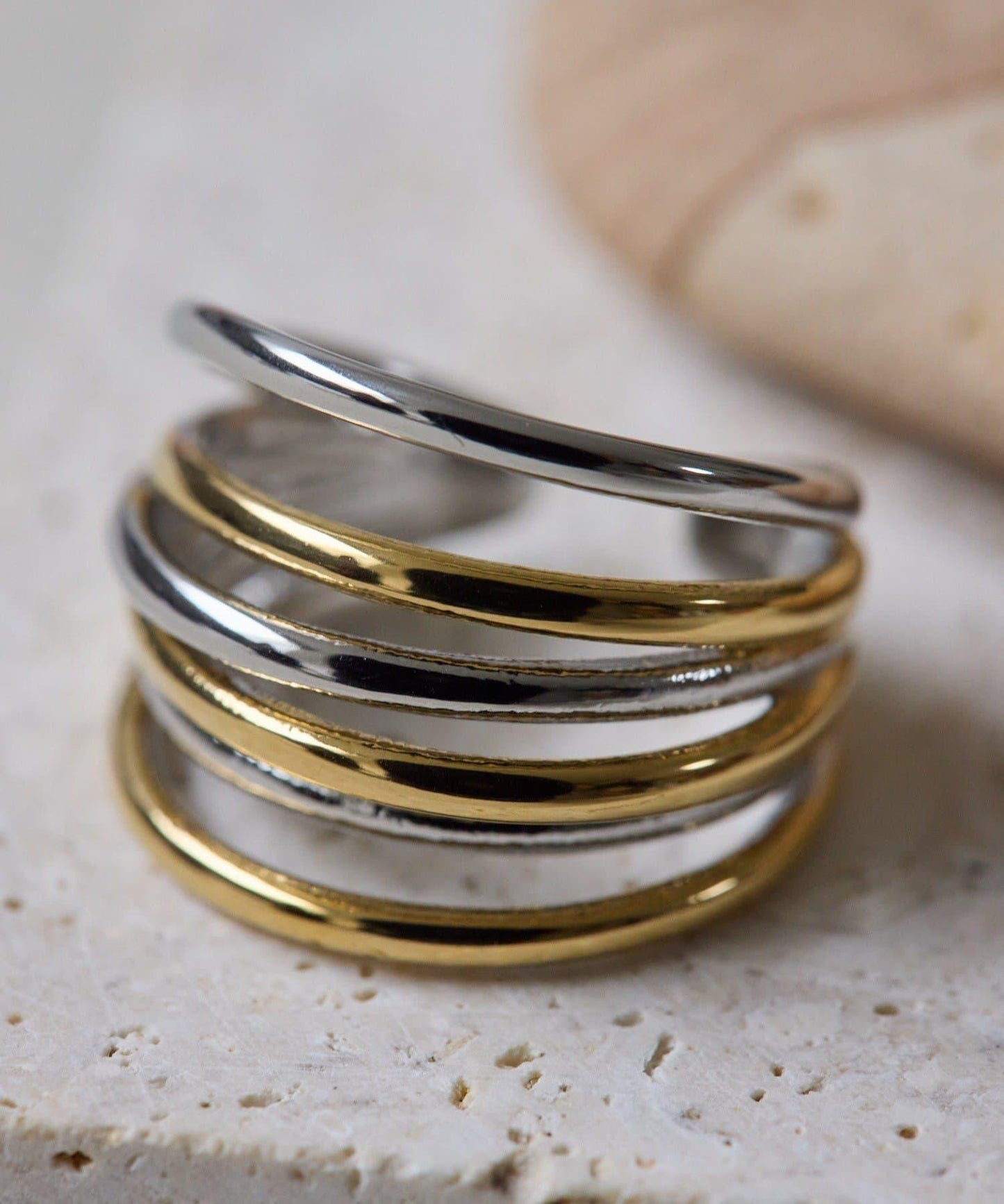 《金屬アレルギー対応/ステンレス》 拼色線條設計 戒指